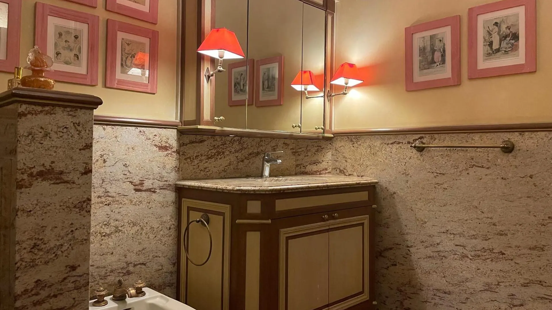 Exclusive 106 M2 With Terrace Avenue Raphael Apartment Paris France